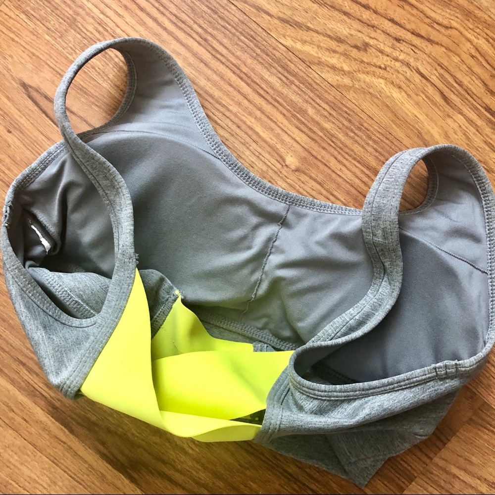 Zyia Active Gray Neon Tape Light n Luxe Strap Bra - Picture 4 of 4